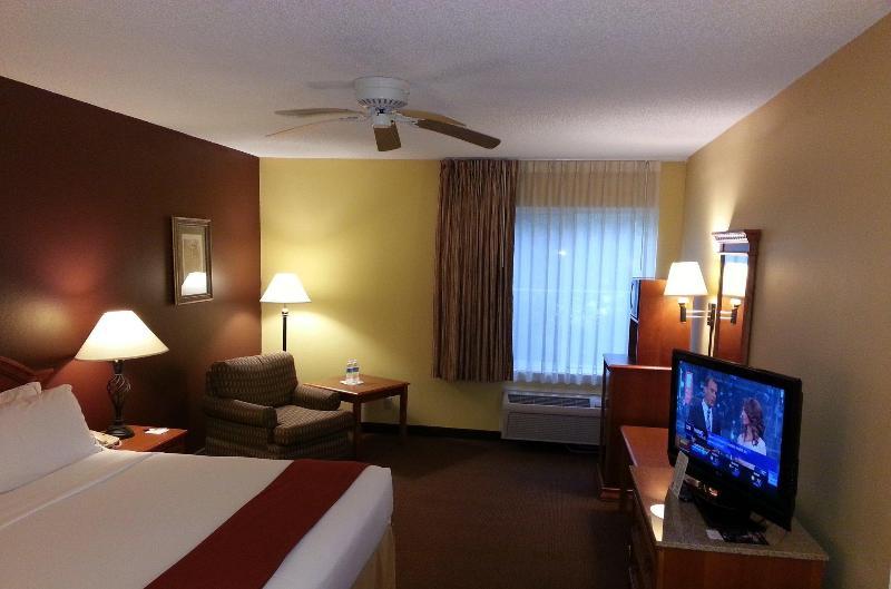 Holiday Inn Express Hotel & Suites Gainesville By Ihg Exteriér fotografie