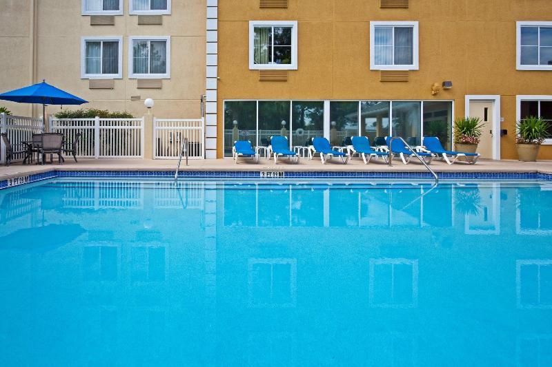 Holiday Inn Express Hotel & Suites Gainesville By Ihg Exteriér fotografie