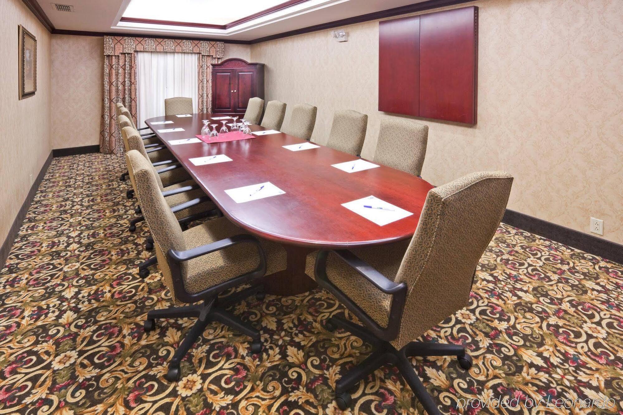 Holiday Inn Express Hotel & Suites Gainesville By Ihg Exteriér fotografie
